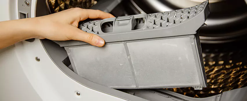 Signs Of A Clogged Dryer Lint Trap in New River, Arizona